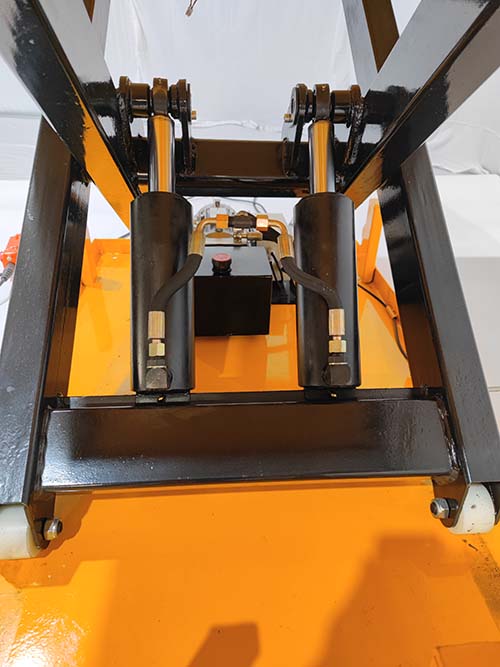 1709538193870401.jpg 1709538193870401.jpg